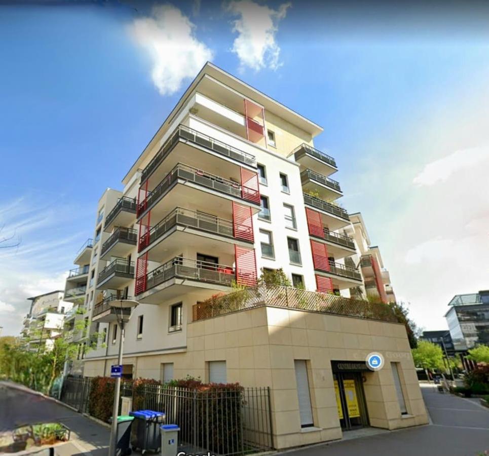 Modern And Confortable Apartment Close To Paris Буа-Коломб Экстерьер фото