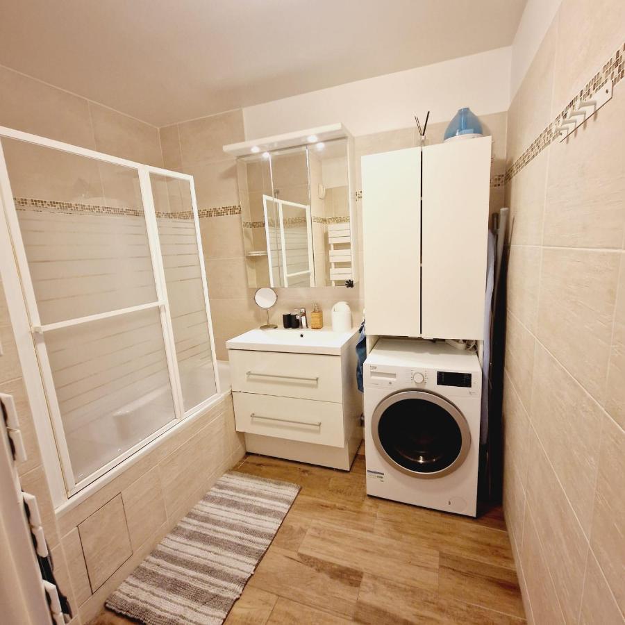 Modern And Confortable Apartment Close To Paris Буа-Коломб Экстерьер фото