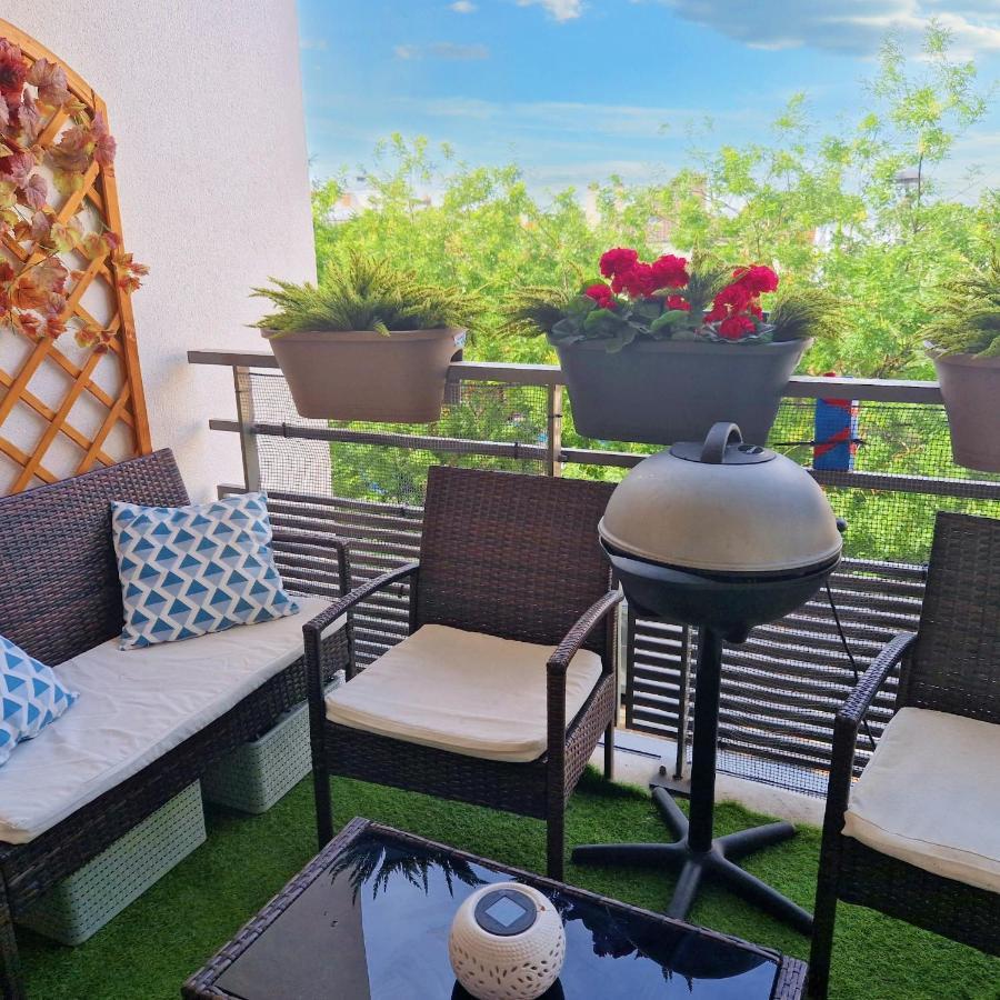 Modern And Confortable Apartment Close To Paris Буа-Коломб Экстерьер фото