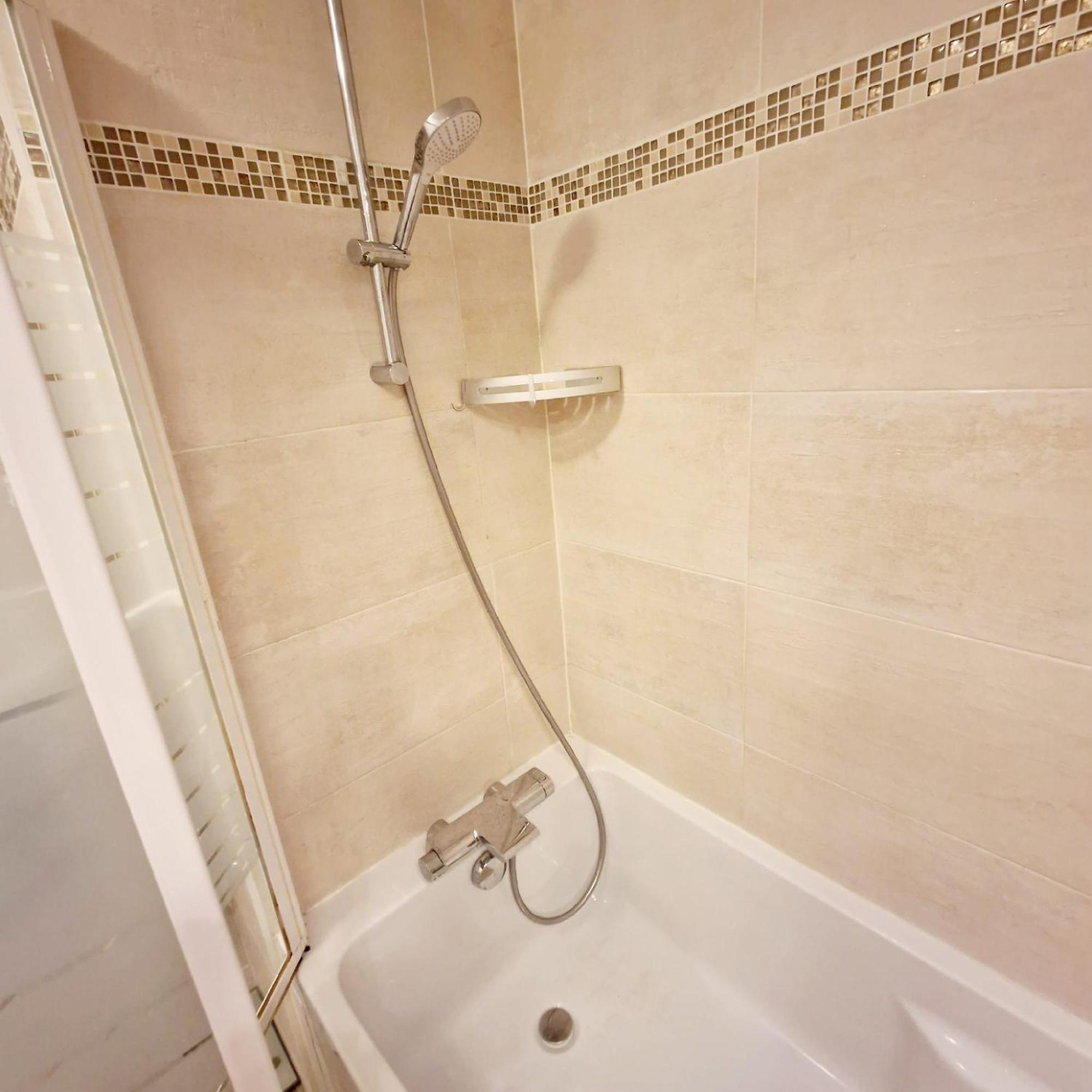 Modern And Confortable Apartment Close To Paris Буа-Коломб Экстерьер фото